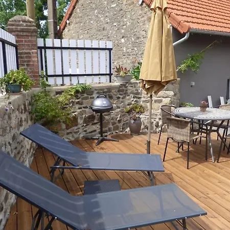 Le Pommier Neuf Avec Parking Prive Clos Дом отдыха *