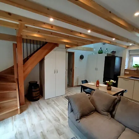 Дом отдыха Le Pommier Neuf Avec Parking Prive Clos Жуллувиль-ле-Пен