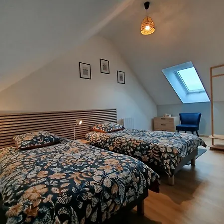 Le Pommier Neuf Avec Parking Prive Clos *