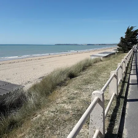 בית נופש Le Pommier Neuf Avec Parking Prive Clos ז'ולוביל-לה-פאן