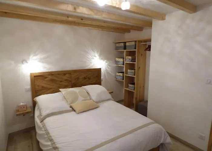 בית נופש Le Pommier Neuf Avec Parking Prive Clos *