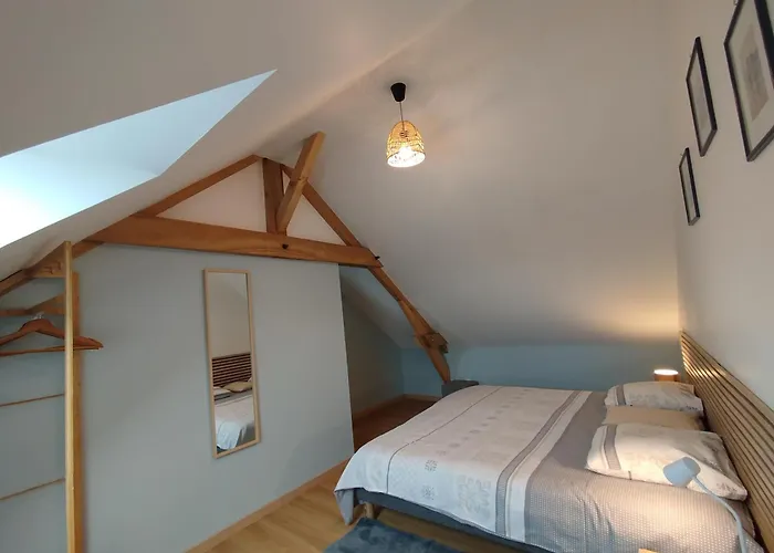 Le Pommier Neuf Avec Parking Prive Clos Feriehus *