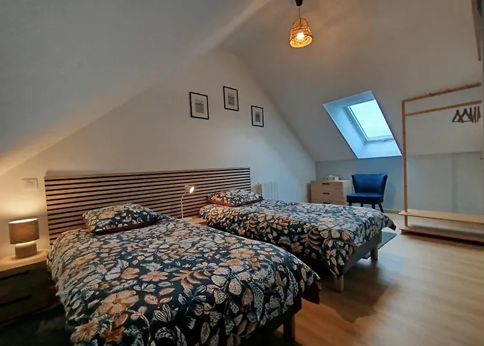 Le Pommier Neuf Avec Parking Prive Clos *